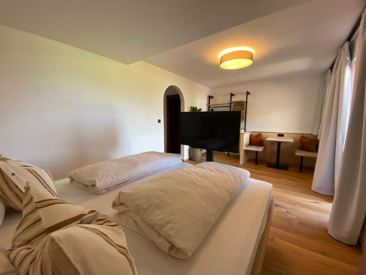 Waldruh Hotel Wiesing Bagian luar foto